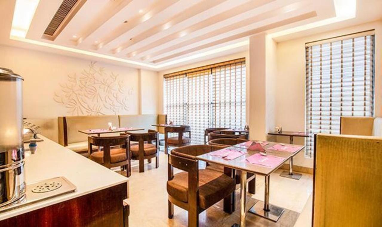 Jasmine Boutique Hotel Jasola Yeni Delhi Dış mekan fotoğraf